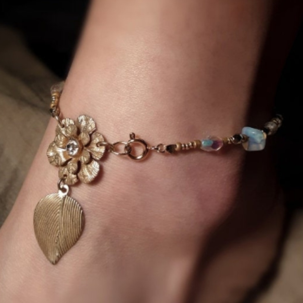 Beach Glass & Crystal Golden Anklet